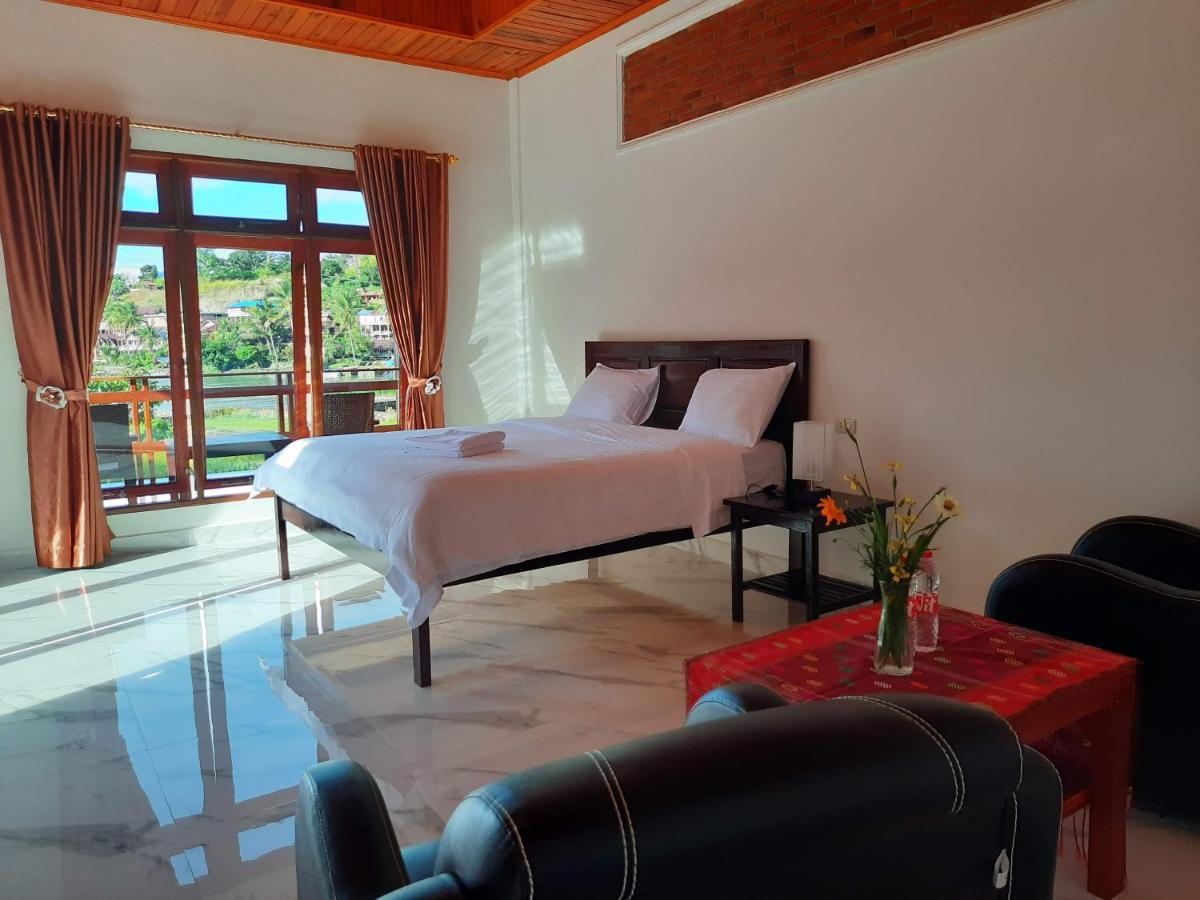 Juma Cottages Tuktuk Siadong Exterior photo