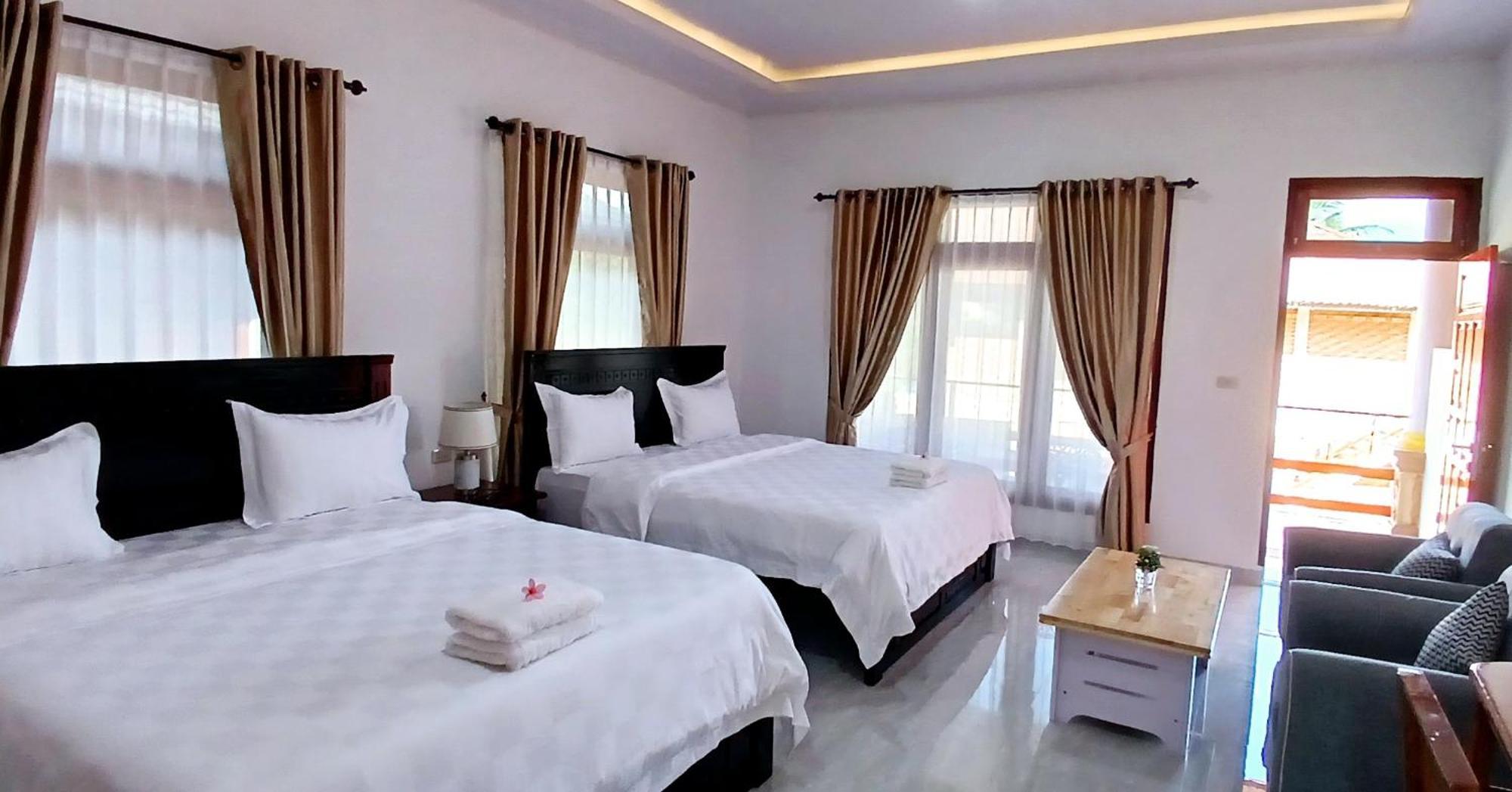 Juma Cottages Tuktuk Siadong Exterior photo